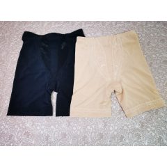   Magasított, gumis  derekú, csipkével díszített, selymes anyagú, alakformáló fehérnemű XL-3XL