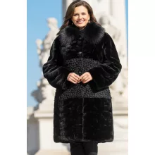 Nagyon szép, fekete színű, gombos, selyembéléses, zsebes, anyagában mintás, műszőrme kabát  2XL/4XL