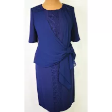 Elől  csipke rátétes, sötétkék színű,  alkalmi ruha 42-52