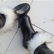 Kivehető szőrmebéléses, elől fűzős, gumírozott gumicsizma 36-41