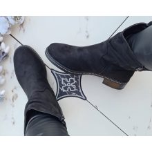 Szintetikus velúr anyagú, bokacsizma 36-41