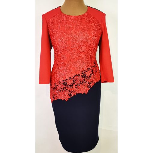 Elől hímzett mintával díszített ruha 46-54