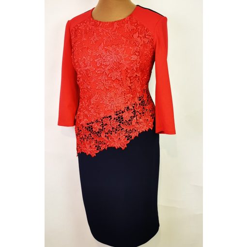 Elől hímzett mintával díszített ruha 46-54