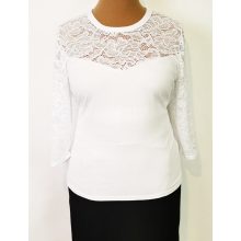 Fehér  színű, 3/4-es,  csipke ujjú felső 42-52