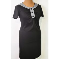   Kerek nyakú, rövid ujjú, nyaknál díszített, fekete színű, pamutos anyagú ruha 46-56