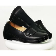 Elől díszített, teletalpú cipő  37-42