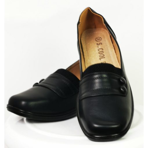 Elől díszített, teletalpú cipő  37-42