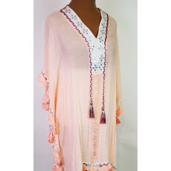   "V" nyakú, barackvirág  alapszínű, horgolt díszítésű,  belebujós, könnyű, pamutos anyagú  strand ruha 3XL/4XL