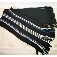   Gépi kötött, rojtolt végű, kellemes, puha anyagú, férfi sál