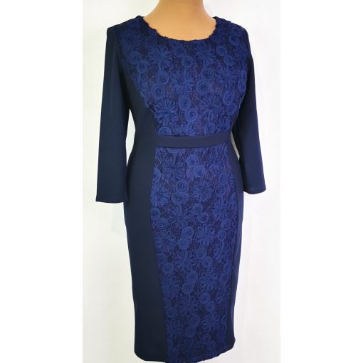 Elől hímzett mintával  díszített ruha 46-54