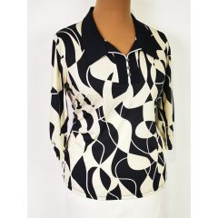   Ingnyakú, 3/4-es ujjú, nyaknál  díszített, bézs-fekete színű, selymes rugalmas anyagú felső  46-52