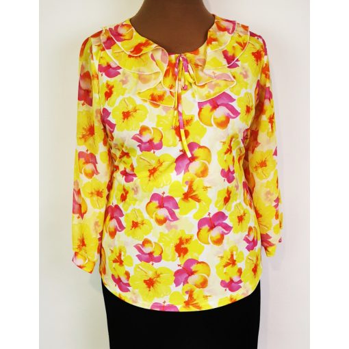 Elől-hátul, sárga-pink színű, virág mintás, nyaknál muszlin fodorral díszített felső 42-52