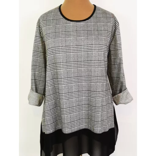 Fekete alapszínen, fehér mintás, alsó részén muszlin rátétes tunika 3XL/5XL