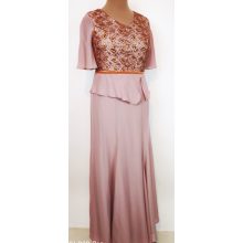 Hímzett, aranybarna színű csipkerátéttel díszített, alkalmi maxi ruha 42-56