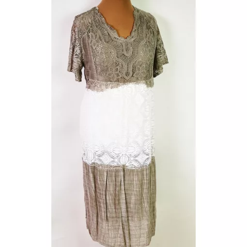 "V" nyakú, dupla anyagú, csipkés, pamutos anyagú,  lefelé bővülő ruha  XL/2XL