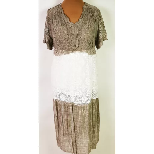 "V" nyakú, dupla anyagú, csipkés, pamutos anyagú,  lefelé bővülő ruha  XL/2XL