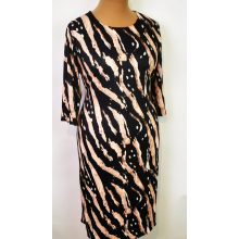 Fekete-barna  mintával díszített ruha 42-52