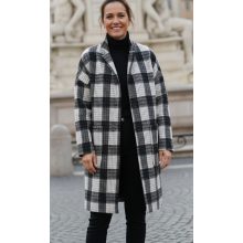 Álló nyakú, patentos záródású, zsebes, vatelin béléses, átmenet kabát 42-50