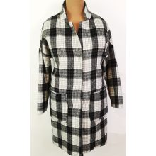 Álló nyakú, patentos záródású, zsebes, vatelin béléses, átmenet kabát 42-50