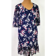   Alul és az ujja vége fodorral díszített, selymes anyagú ruha 44-54