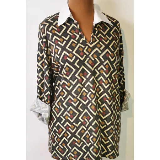 "V" nyakú, 3/4-es ujjú, színes mintás, fehér galléros, pamutos anyagú felső 2XL/4XL
