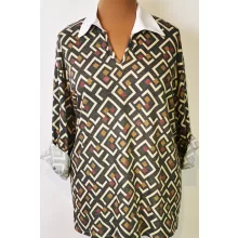 "V" nyakú, 3/4-es ujjú, színes mintás, fehér galléros, pamutos anyagú felső 2XL/4XL