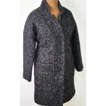 Álló nyakú, patentos záródású, zsebes, vatelin béléses, átmenet kabát 44-50