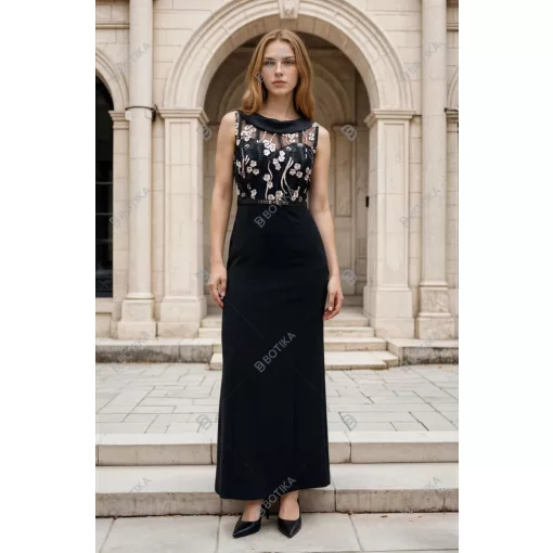 Gyönyörű, fekete színű alkalmi maxi ruha 48-60