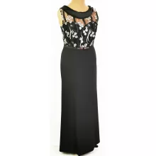 Gyönyörű, fekete színű alkalmi maxi ruha 48-60