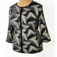 Kerek  nyakú, 3/4-es ujjú, világosbarna-fekete színű mintás, pamutos anyagú felső L-4XL