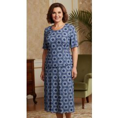 Selymes rugalmas  anyagú, nyári kosztüm 46-60