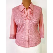 Mályva színű, nyaknál fodorral díszített, anyagában mintás felső L-4XL