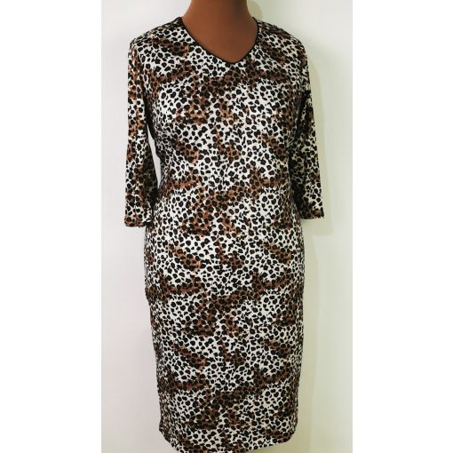 "V" nyakú, 3/4-es ujjú, leopárd mintás, hátul felsliccelt, rugalmas, pamutos anyagú ruha 44-58