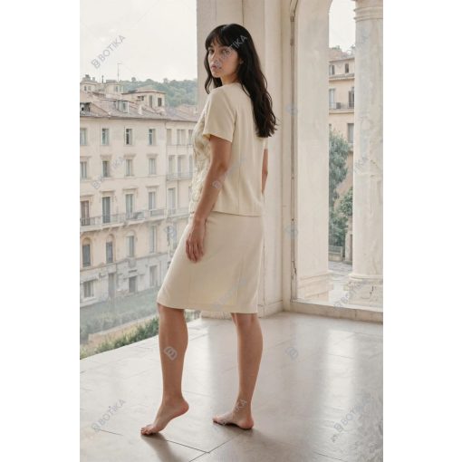 Bézs alapszínű, három részes alkalmi kosztüm 42-52