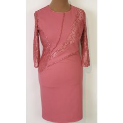   Csipke  betétes, karcsúsított, kellemes, selymes anyagú, alkalmi ruha 44-54