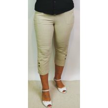 Gumis derekú, bézs színű, zsebes, vékony, selymes anyagú térdnadrág  40/42-54/56