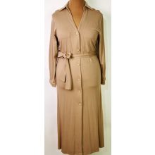 Ingnyakú, hosszú, roll-upos ujjú,  végég gombos, zsebes, öves, pamutos anyagú, maxi alkalmi ruha 42-52