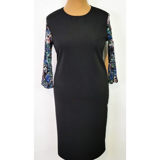 Kerek nyakú, 3/4-es csipke ujjú, fekete alapszínű, selymes anyagú ruha L-5XL