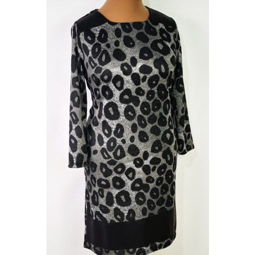 Alsó része latex betétes, pamutos anyagú ruha 44-50