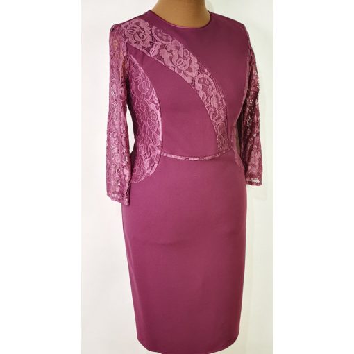 Nagyon szép csipke  betétes, karcsúsított, kellemes, selymes anyagú, alkalmi ruha 44-54