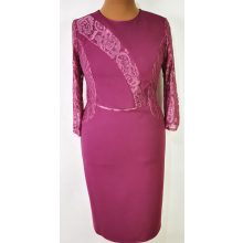 Nagyon szép csipke  betétes, karcsúsított, kellemes, selymes anyagú, alkalmi ruha 44-54