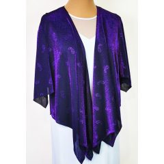   Sötétlila színű, 3/4-es tüllös, anyagában, enyhén csillogó mintás  perelin 