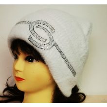 Pihe-puha, gépi kötött, enyhén csillogó mintával díszített sapka