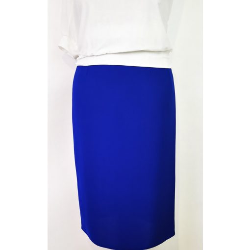 Királykék színű, selyembéléses, egyenes formájú, hátul gombos, cipzáras alkalmi szoknya 42-56
