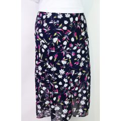   Gumis derekú, sötétkék alapszínű, 8 cikkes szoknya 44-52