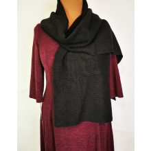 Nagy méretű, puha, poláros anyagú, rojttal díszített  sál