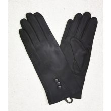 5 ujjas, egyszínű fekete, vékony béléses, díszített kesztyű.