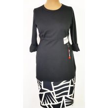 Kerek nyakú, hosszú ujjú, zsebes, fekete alapon bézs mintás, pamutos anyagú ruha 44-54