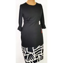 Kerek nyakú, hosszú ujjú, zsebes, fekete alapon bézs mintás, pamutos anyagú ruha 44-54